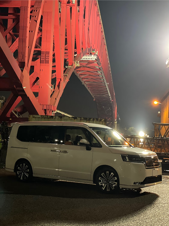 ステップワゴンスパーダの橋と愛車・ステップワゴン初心者・ステップワゴンRP6・premium LINEに関するカスタム事例の投稿画像1枚目