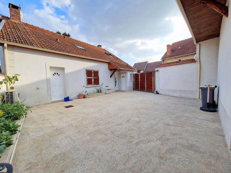 Vente maison 5 pièces 125 m² à Cerny (91590), 319 000 €