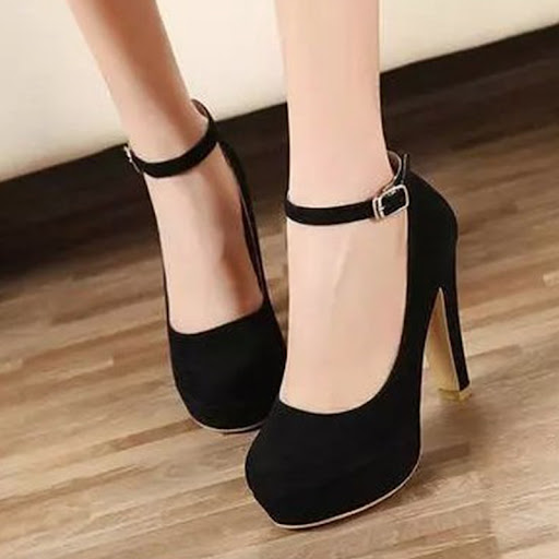 Title 7, Black Chunky Heel Pumps for Women, featuring a ...