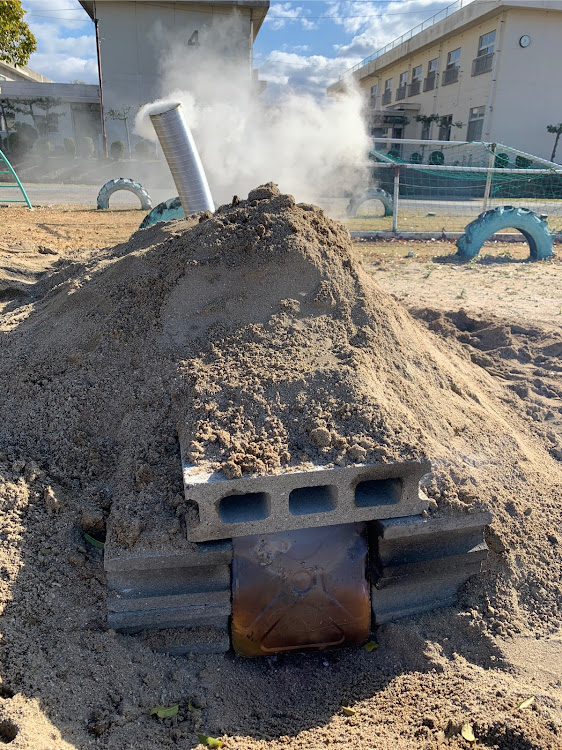 H2のキャンプ・オフ会・焚き火・炭焼きに関するカスタム事例の投稿画像17枚目