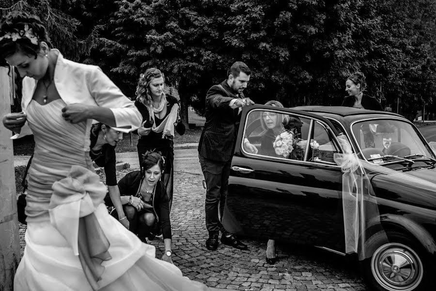 Fotografo di matrimoni Debora Isaia (isaia). Foto del 25 febbraio 2017