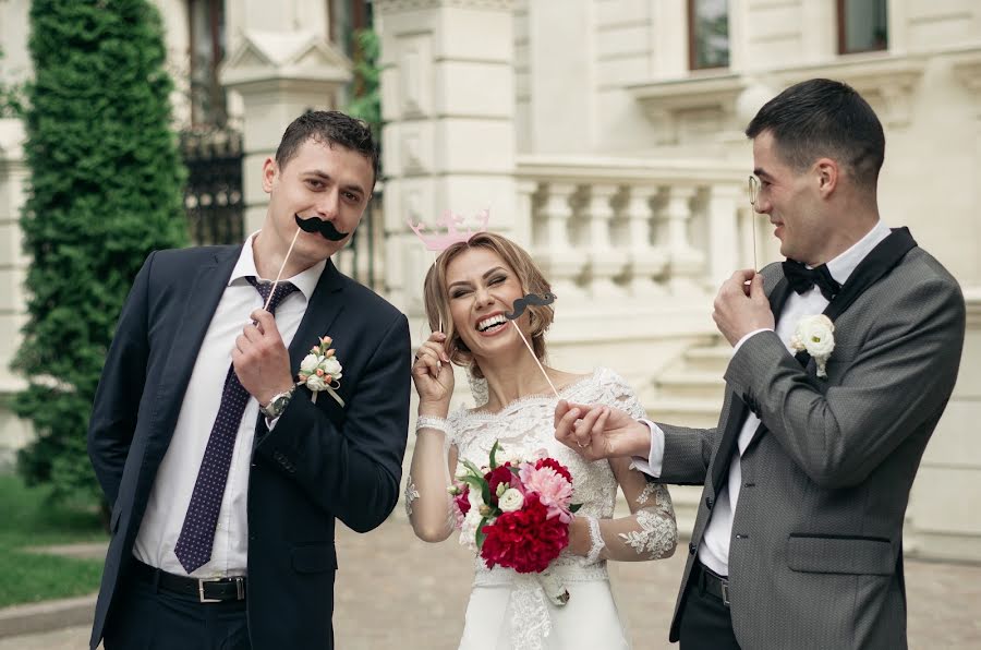 Fotógrafo de casamento Sergey Zadvornyy (zadvornii). Foto de 22 de agosto 2016