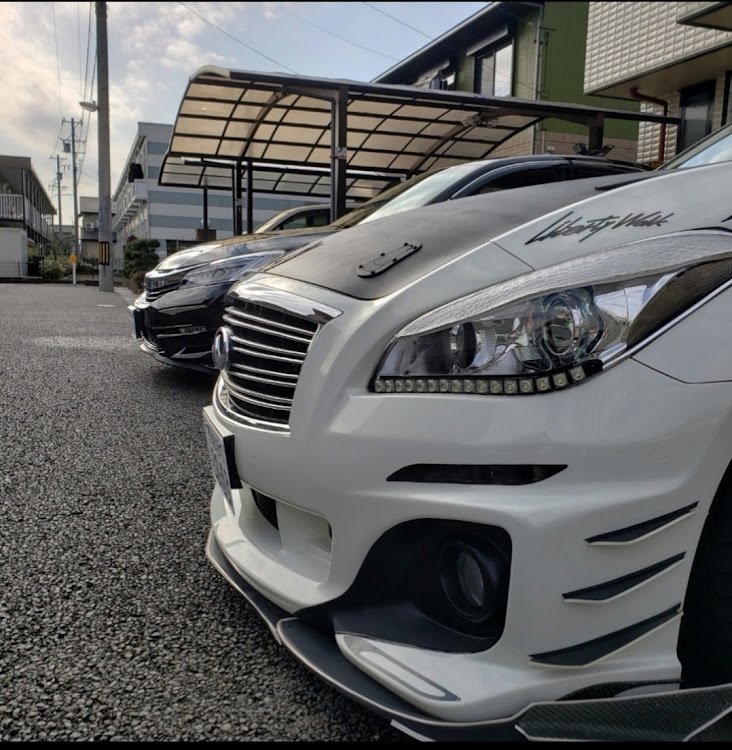 フーガのいいねをしてくださった方々に、感謝でございます🙇‍♂️・前愛車の横顔・過去車　ﾌｰｶﾞﾊｲﾌﾞﾘｯﾄﾞ・現車　ｱｺｰﾄﾞﾊｲﾌﾞﾘｯﾄﾞ・FUGA　ACCORD　ラストコラボレーションに関するカスタム事例の投稿画像1枚目