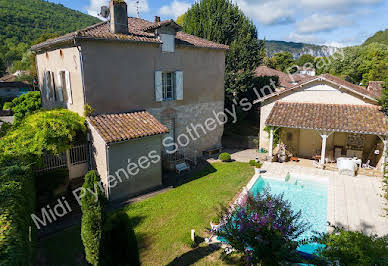 House with pool and terrace 3