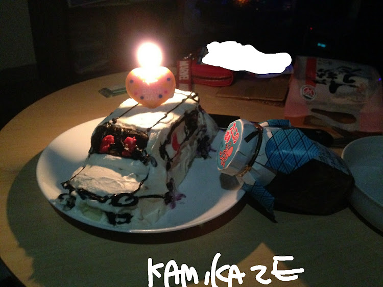 シビックのシビックタイプR・シビック・EK9・誕生日・誕生日ケーキに関するカスタム事例の投稿画像1枚目