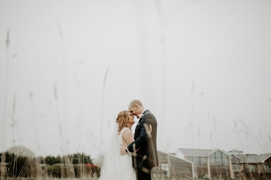 Fotógrafo de bodas Siobhan Beales (siobhanbealesph). Foto del 2 de julio 2019