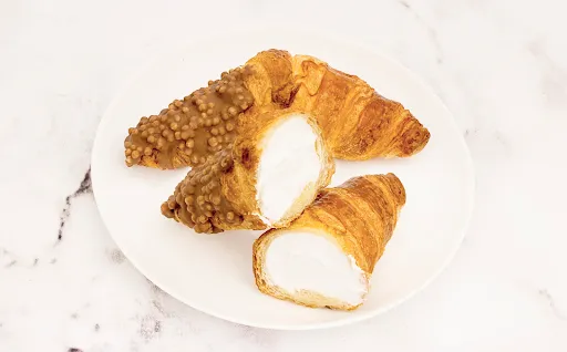 Cream And Crunch French Butter Croissant