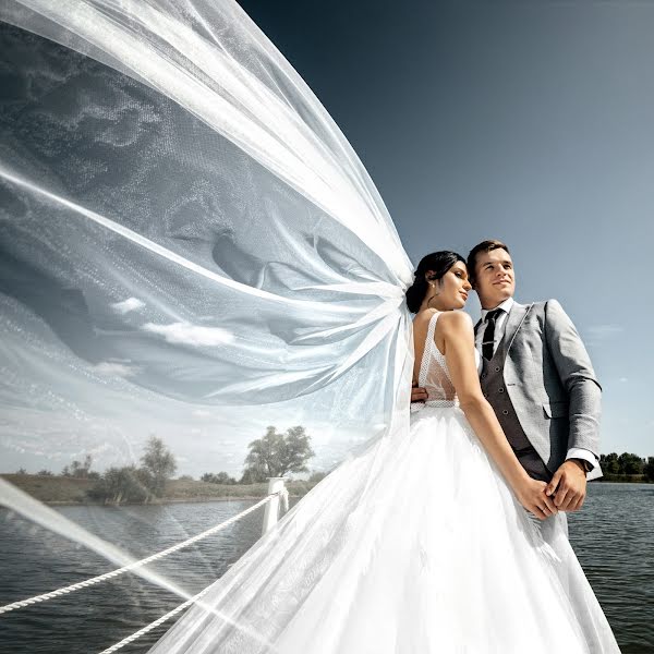 結婚式の写真家Oleg Mayer (mayer)。2021 3月21日の写真