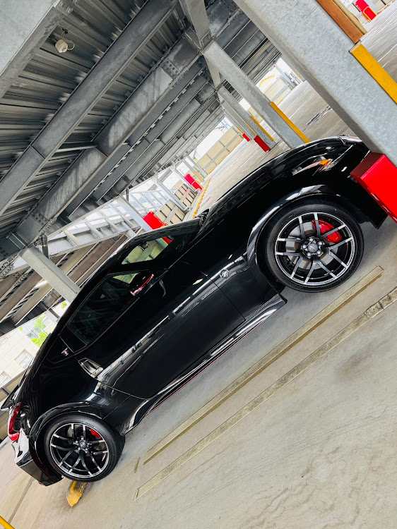 フェアレディーZ NISMOのZ34NISMO・週一で食べてるグリーンカレー🤤・ボディカラー図鑑・スパ羅漢に関するカスタム事例の投稿画像4枚目