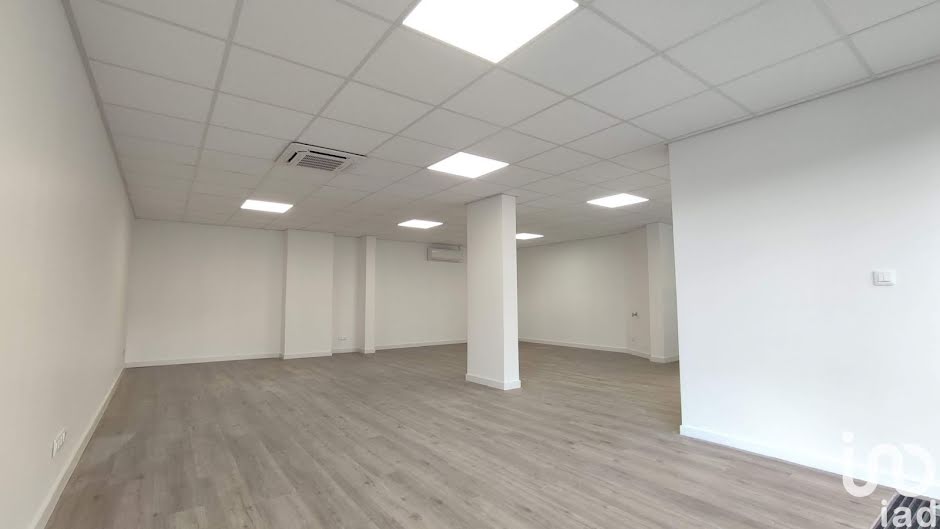 Location  locaux professionnels  120 m² à Besançon (25000), 2 102 €