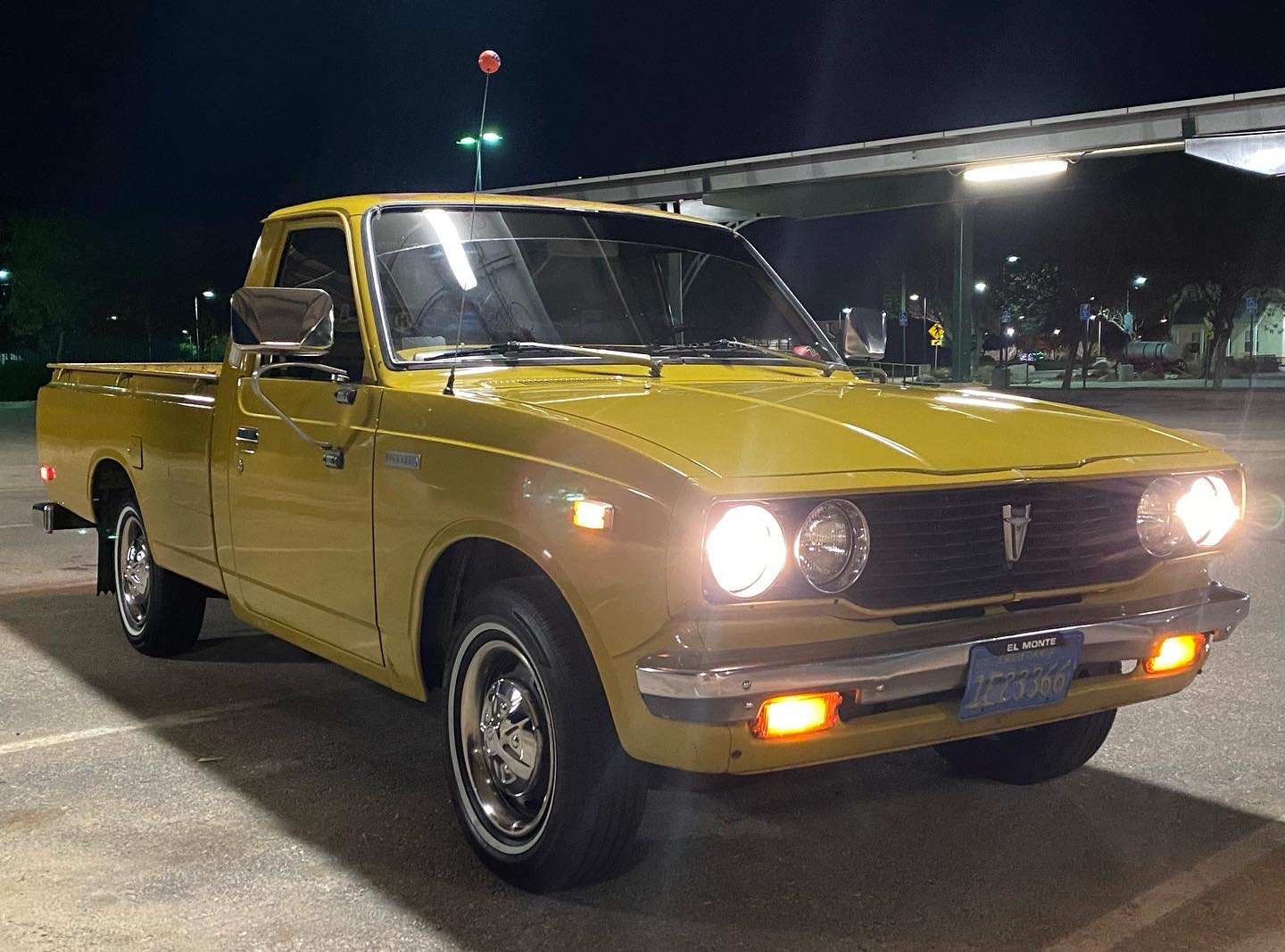 Toyota  Pickup Hire Hollywood Ca