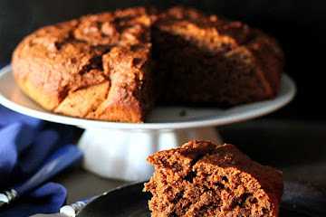 Banana Chocolate Cake/Bread. Vegan Oil-free recipe