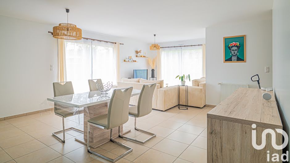 Vente maison 4 pièces 101 m² à Aigne (72650), 240 000 €