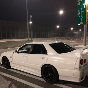 スカイライン ENR34