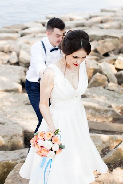 Fotografo di matrimoni Zhanna Staroverova (zhannasta). Foto del 19 ottobre 2017