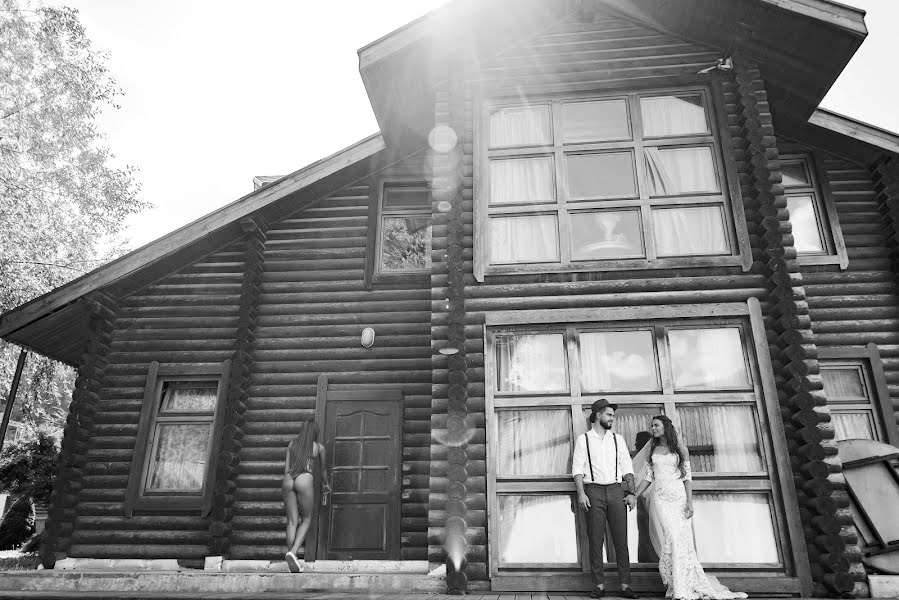 Fotógrafo de casamento Sergey Kaba (kabasochi). Foto de 5 de setembro 2019