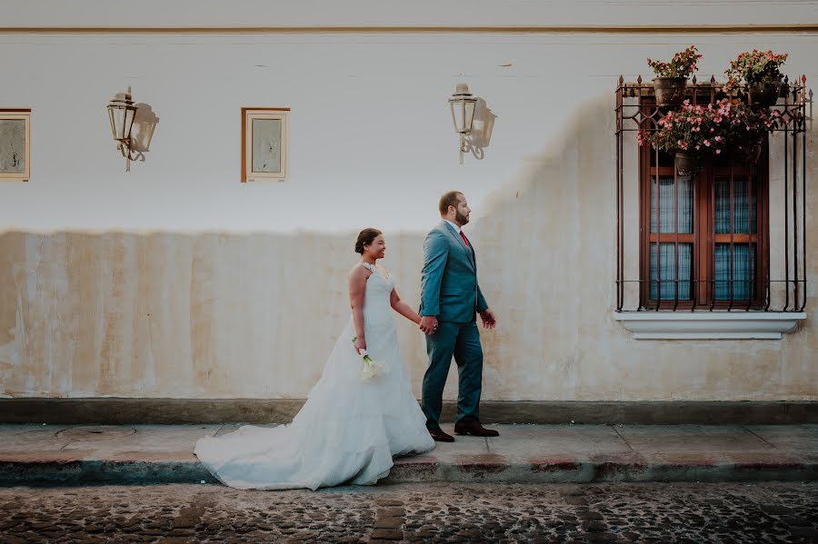 Fotografo di matrimoni Gustavo Vega (gustavovega2017). Foto del 13 febbraio