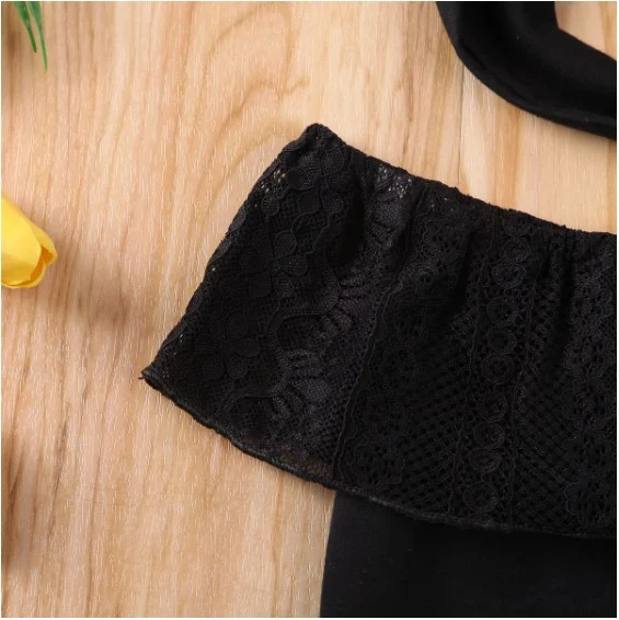 Title 1, Combinaison Short Noire en Dentelle Sans Bretel...