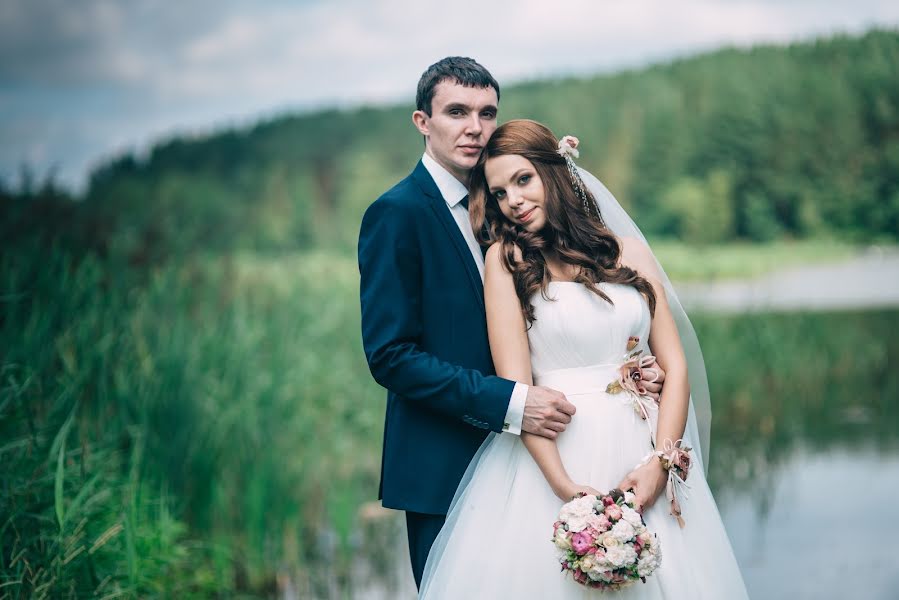 Fotógrafo de casamento Aleksandr Mann (mokkione). Foto de 8 de dezembro 2016