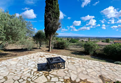 House with pool and terrace 15