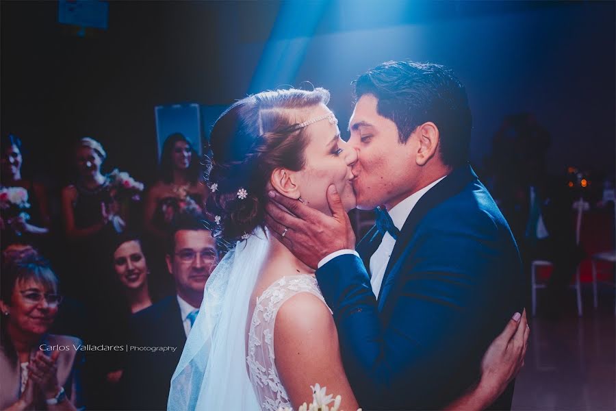 Fotógrafo de casamento Carlos Valladares (carlosvalladares). Foto de 3 de agosto 2019