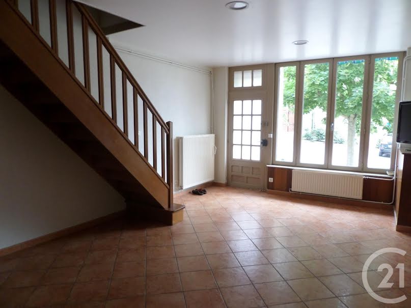 Vente maison 4 pièces 75.34 m² à Lurcy-Lévis (03320), 68 000 €