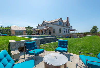 Maison avec piscine et jardin 1