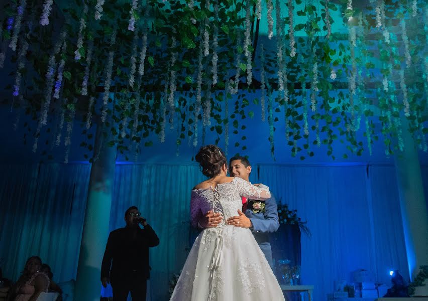 Fotógrafo de bodas Carlos Rangel (robertomakermx). Foto del 23 de marzo 2022