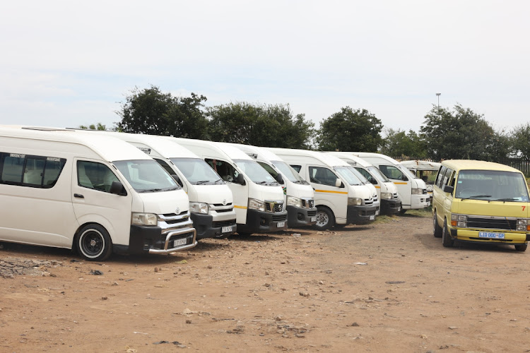 Palm Ridge taxi rank at a standstill as taxi associations go on strike, leaving thousands of commuters stranded.