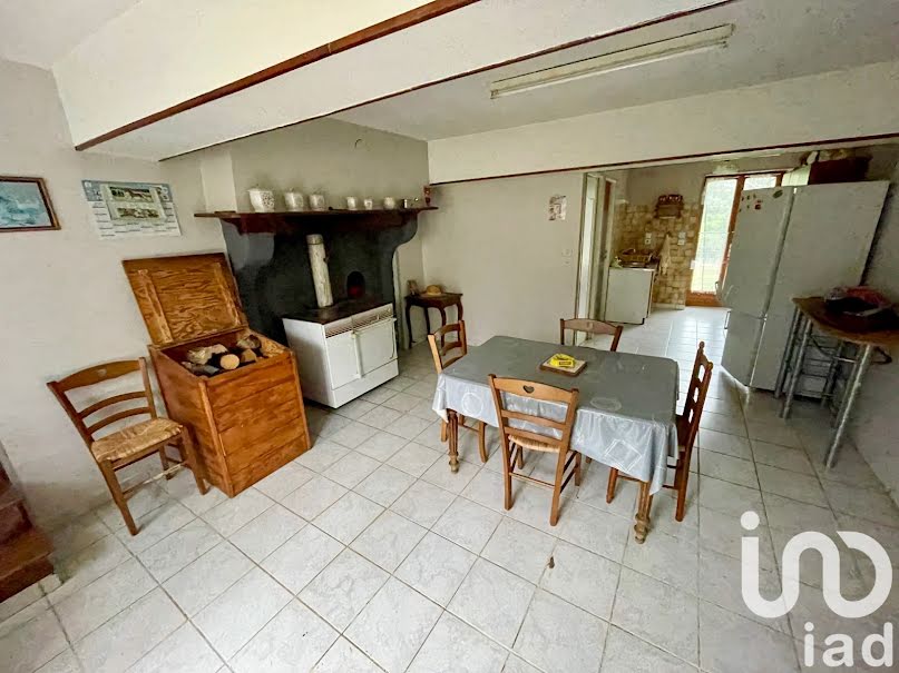 Vente ferme 5 pièces 103 m² à Cussy-en-Morvan (71550), 140 000 €