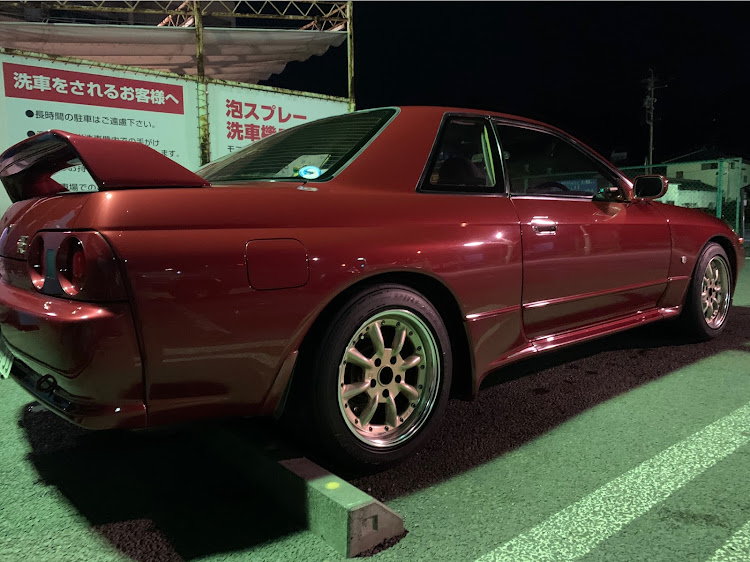 スカイライン GT-RのBNR32・赤い車・スカイラインGT-R・洗車に関するカスタム事例の投稿画像1枚目