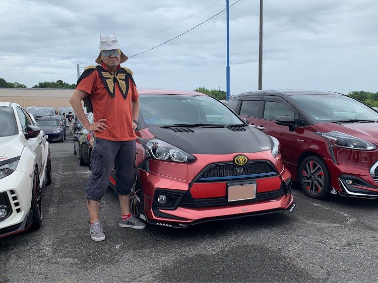 レヴォーグのオートプラネット名古屋 〜Cars&Coffee〜・イケメンカーと繋がりたいスバ女w・あのベンチ再来🤣・洗車した意味よ・スバリストと繋がりたいに関するカスタム事例の投稿画像8枚目