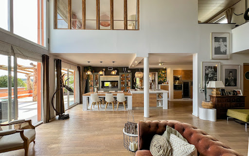 Maison avec piscine et terrasse 5