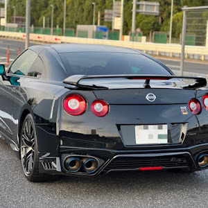 NISSAN GT-R R35