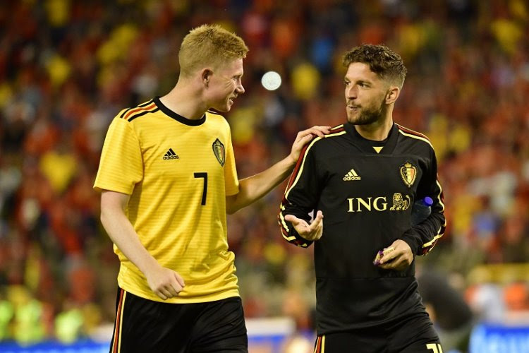 Red Flame is kritisch voor Kevin De Bruyne en stopt ook haar mening over nieuw kapsel Dries Mertens niet onder stoelen of banken