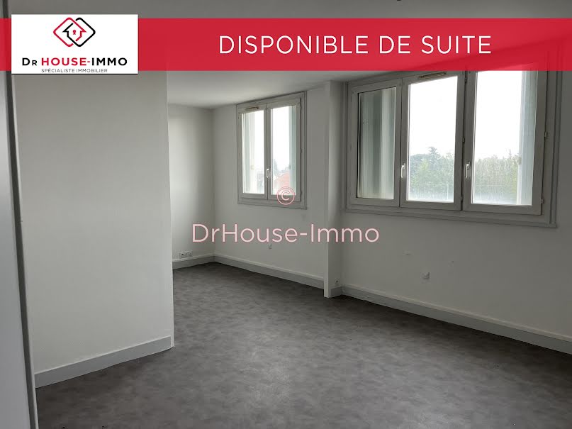 Vente appartement 4 pièces 72.53 m² à Chatellerault (86100), 79 950 €