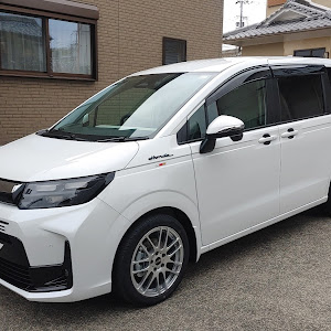 フリード GT5
