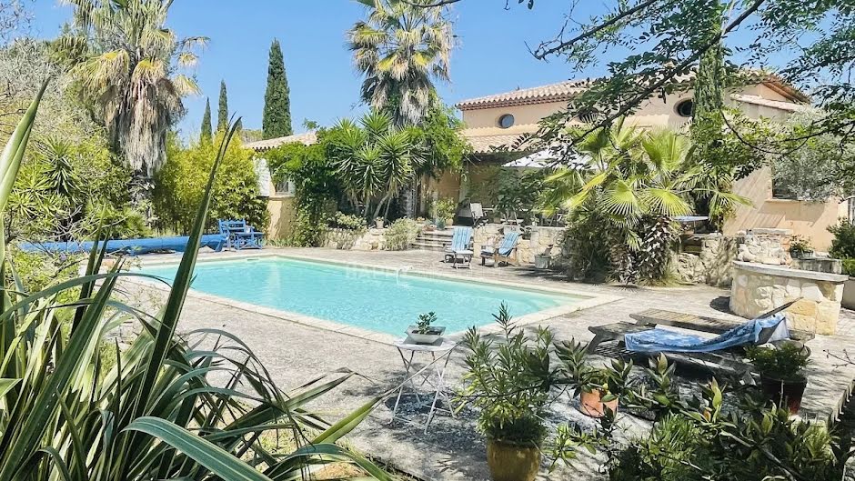 Vente maison 8 pièces 208 m² à Arles (13200), 895 000 €