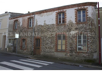 maison à La Chapelle-Saint-Florent (49)