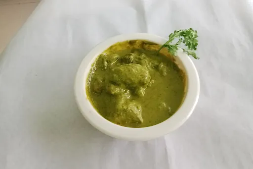 Green Chicken Curry