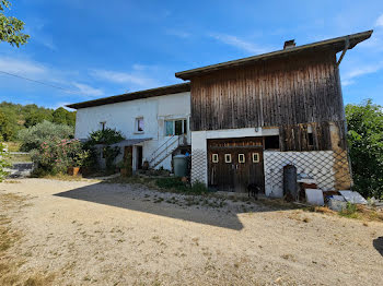 ferme à Saint-verand (38)