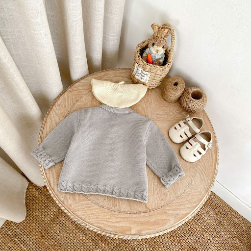Title 6, Gebreide baby trui set driedelig, houdt je baby...