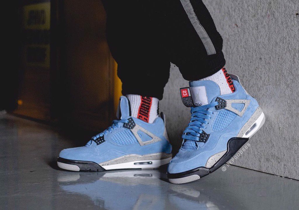 review-giay-air-jordan-4-unc