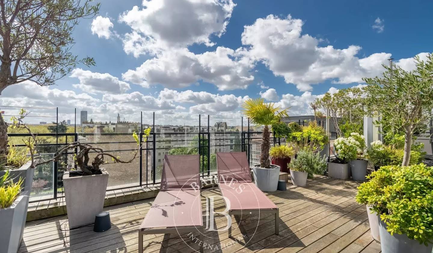 Apartment with terrace Neuilly-sur-Seine