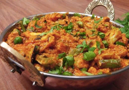 Spl. Paneer Tawa