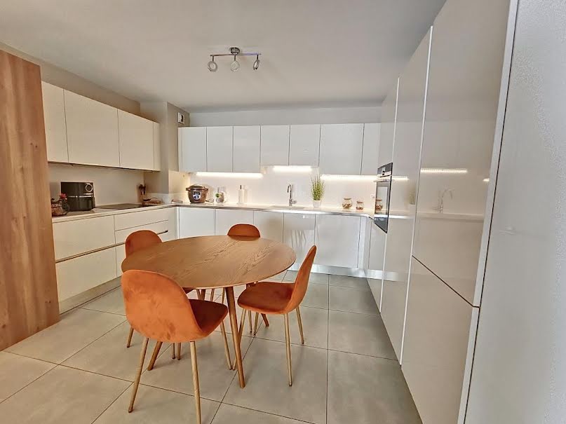 Vente appartement 3 pièces 76 m² à Saint-raphael (83700), 570 000 €