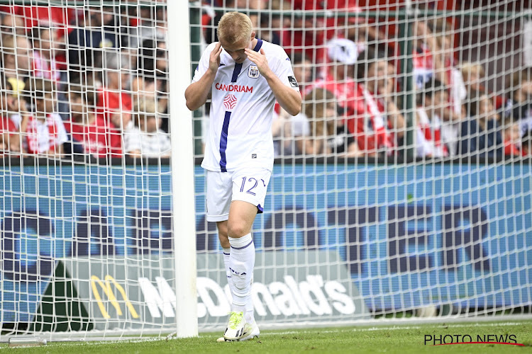 Hoe is het met de blessure van Dolberg? Kans is héél klein dat Riemer komend weekend op hem kan rekenen