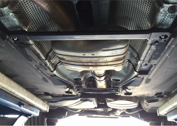A4 アバントのcpm CPM LowerReinforcement・CPM取り付け・プラシーボ効果？・ファッションに関するカスタム事例の投稿画像1枚目