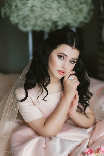 結婚式の写真家Ivan Ayvazyan (ivan1090)。2016 11月8日の写真