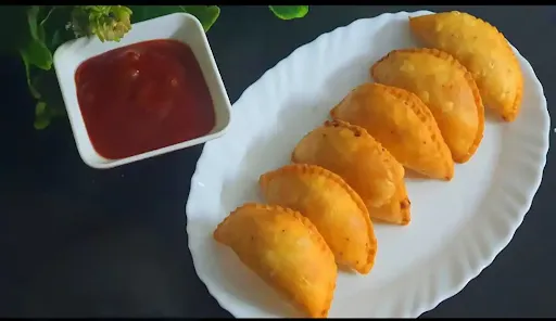 Chicken Samosa [4 Pieces]